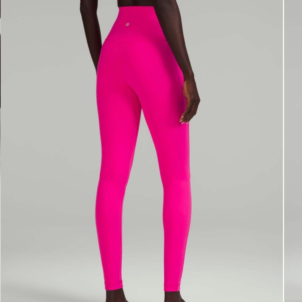 Lululemon Align High-Rise Pant 28"
Sonic Pink Size 0